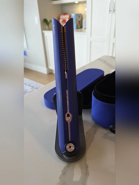 LIKE NEW Dyson Corrale Cordless Hair Straightener- Deep Blue with Rose Gold Trim - Picture 4 of 5